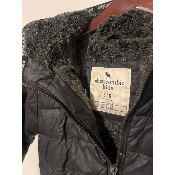 Abercrombie Kids, Black, Winter Coat, Size 5/6, KB467 - Picture 2 of 4
